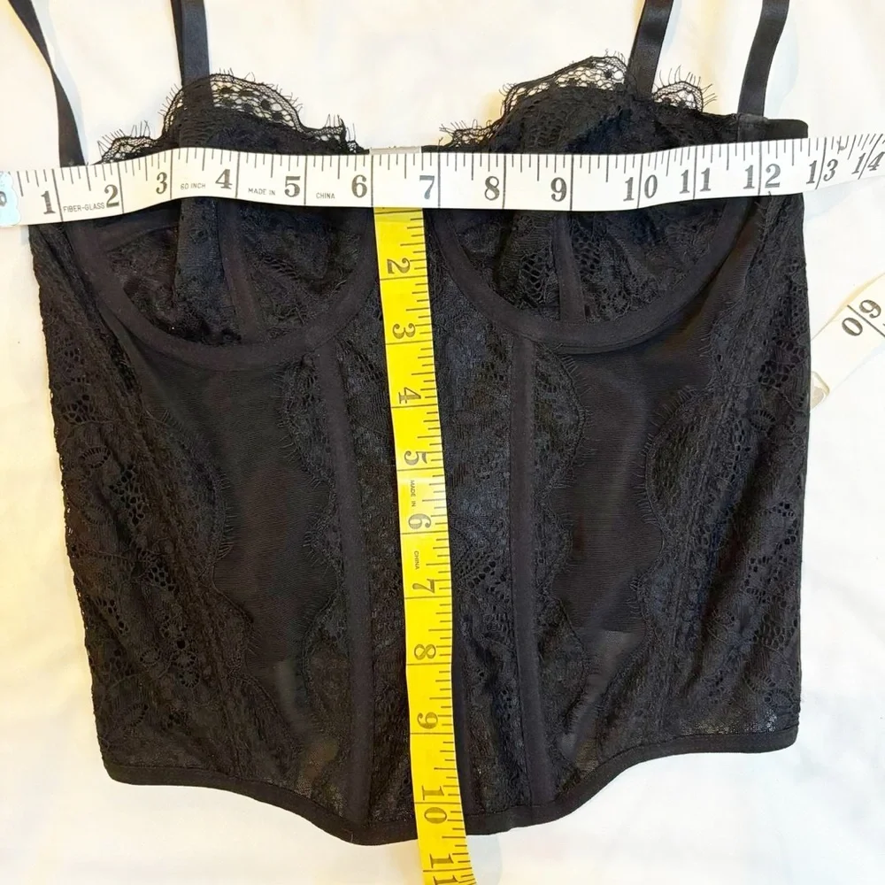 Black‎ Lace Corset Top